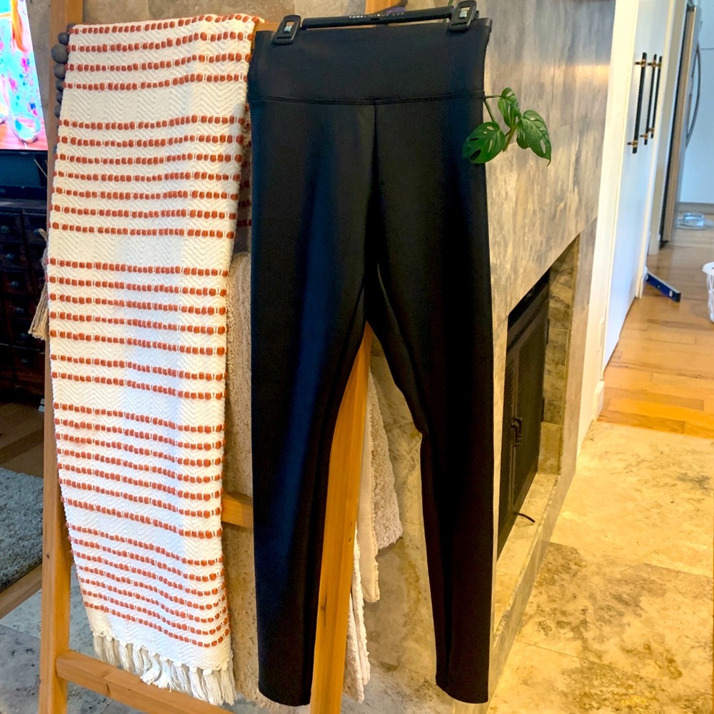 NWT Express faux leather black legging xxs